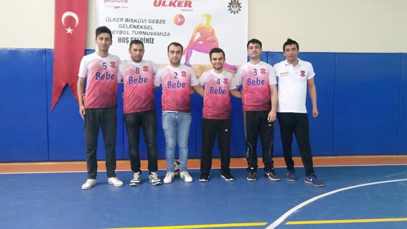 Reform Gıda ‘Geleneksel Voleybol Turnuvası’ başladı